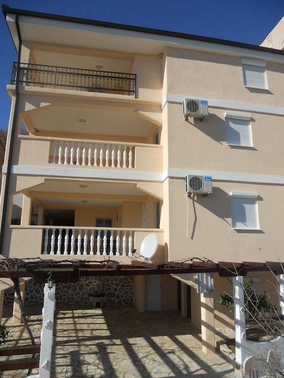 Apartments Papillon Podgorica Exteriör bild